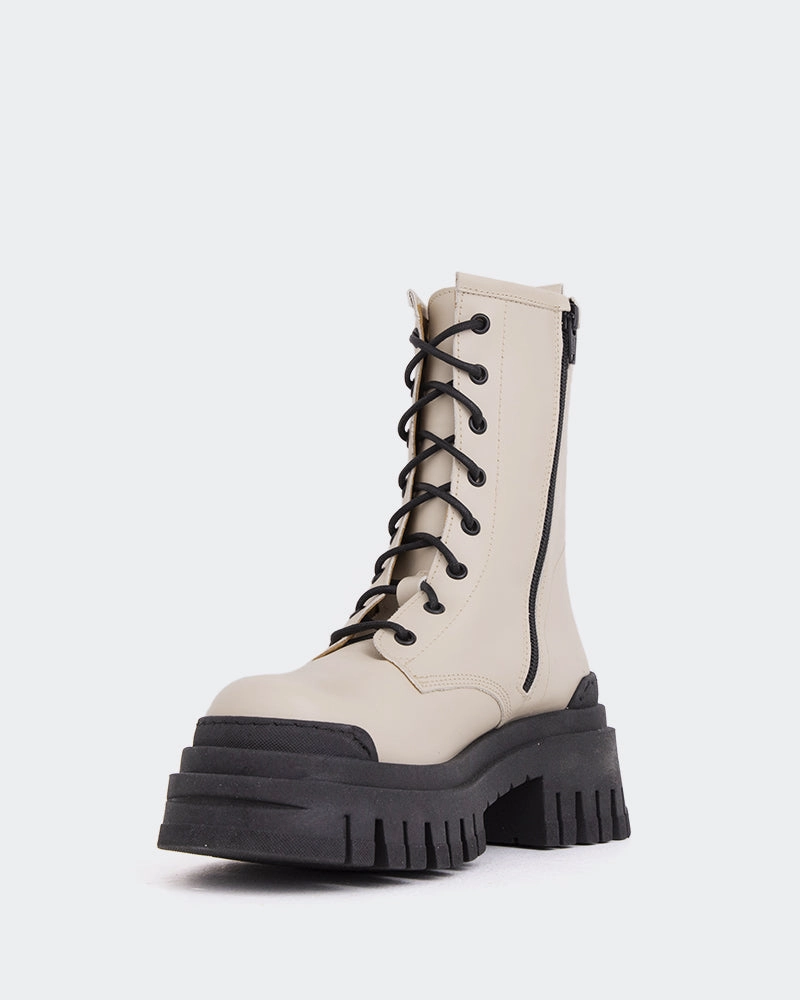 Prairie Beige Leather Sleek Fit