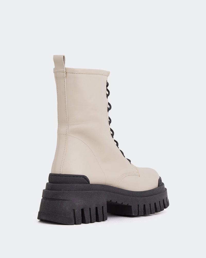 Seamless Feel Outdoor Freedom Prairie Beige Leather