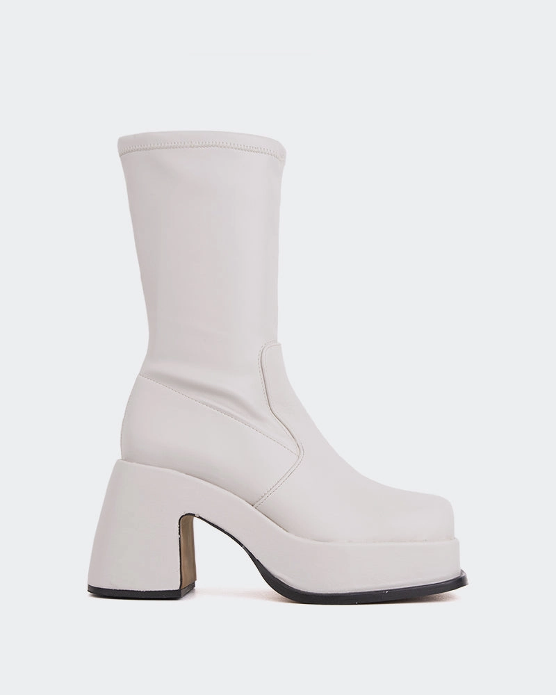 Turcot Off White Stretch MoistureWicking Soft Inner Lining