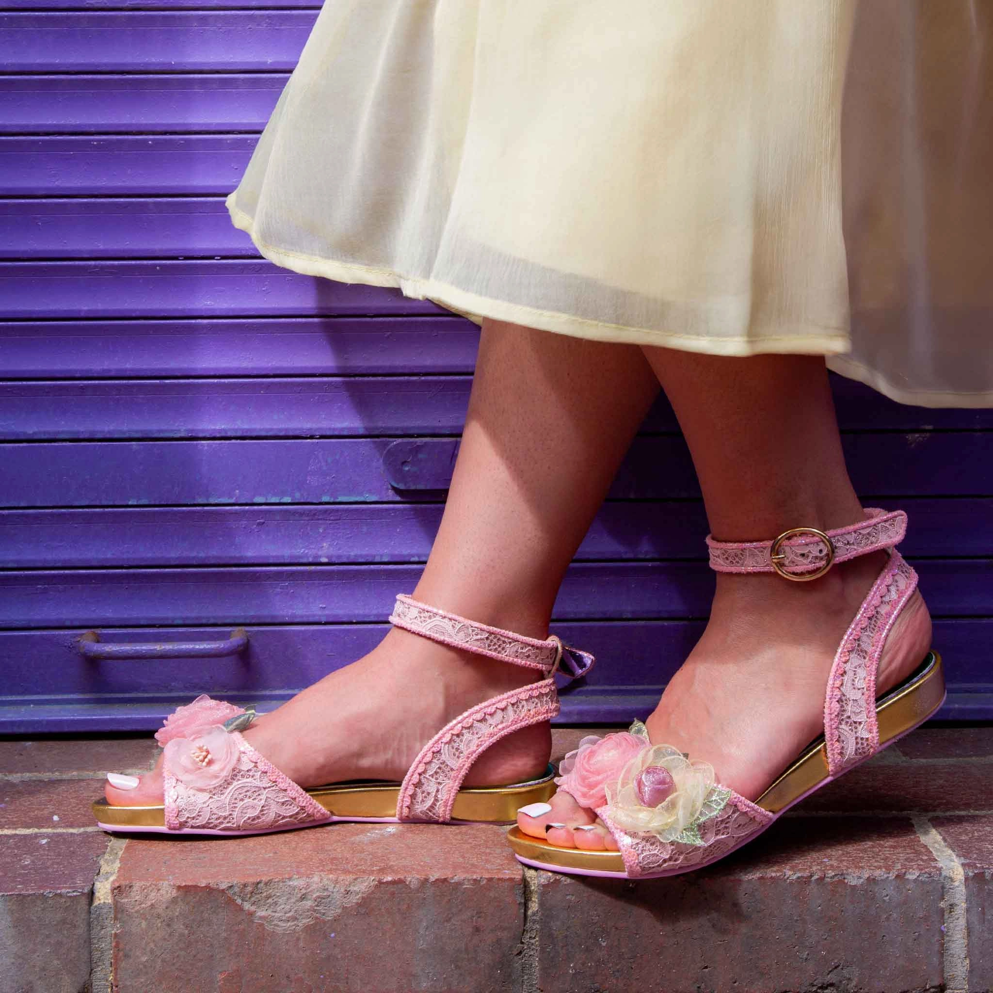 Strike A Rose Professional Routine