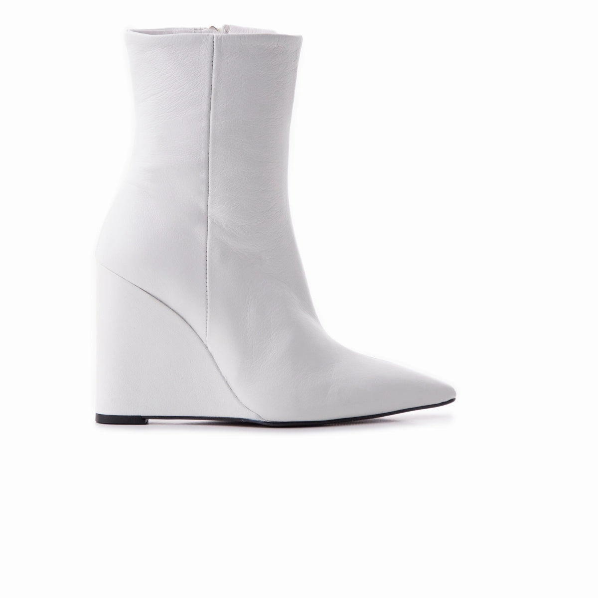 Haven White Leather Versatile Design