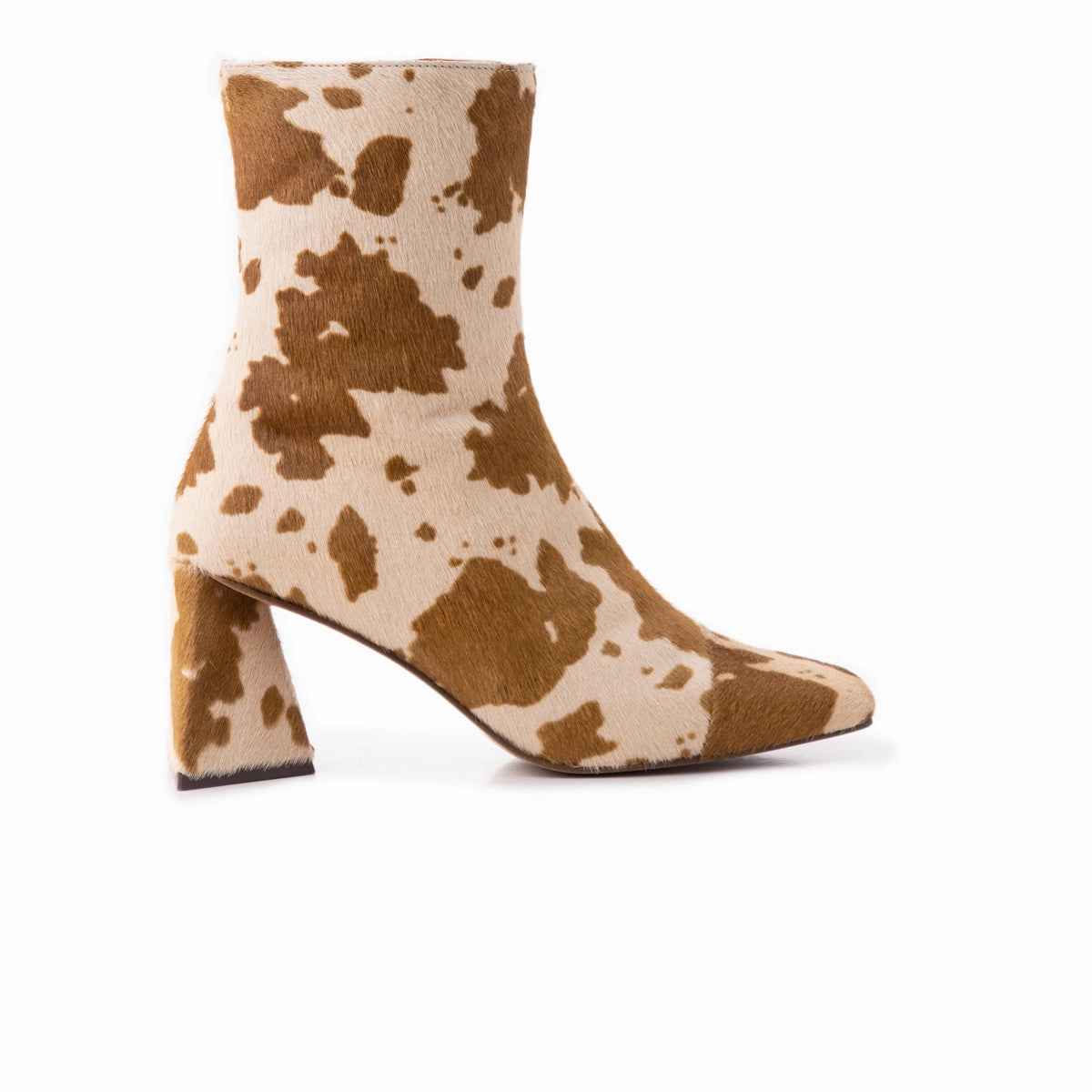 Sporty Seamless Style Horgen Cow Pony