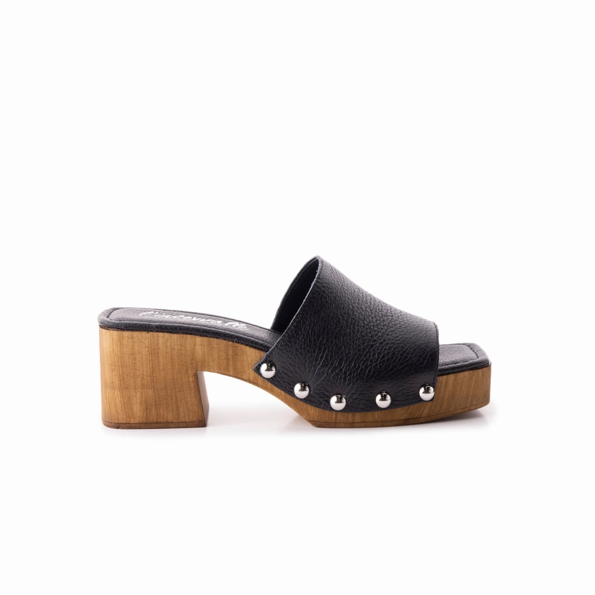 Maja Black Leather Lightweight Performance