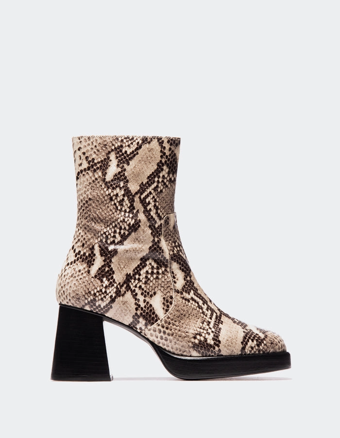 Sullivan Natural Snake Eco Material Cold Weather Commuter