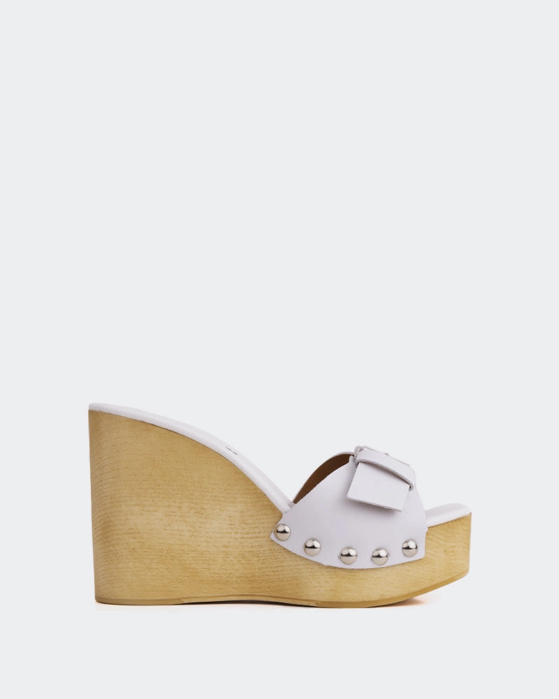 Adore White Leather Elevated shock absorption