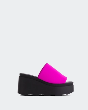 Jenner Pink Lycra walkers