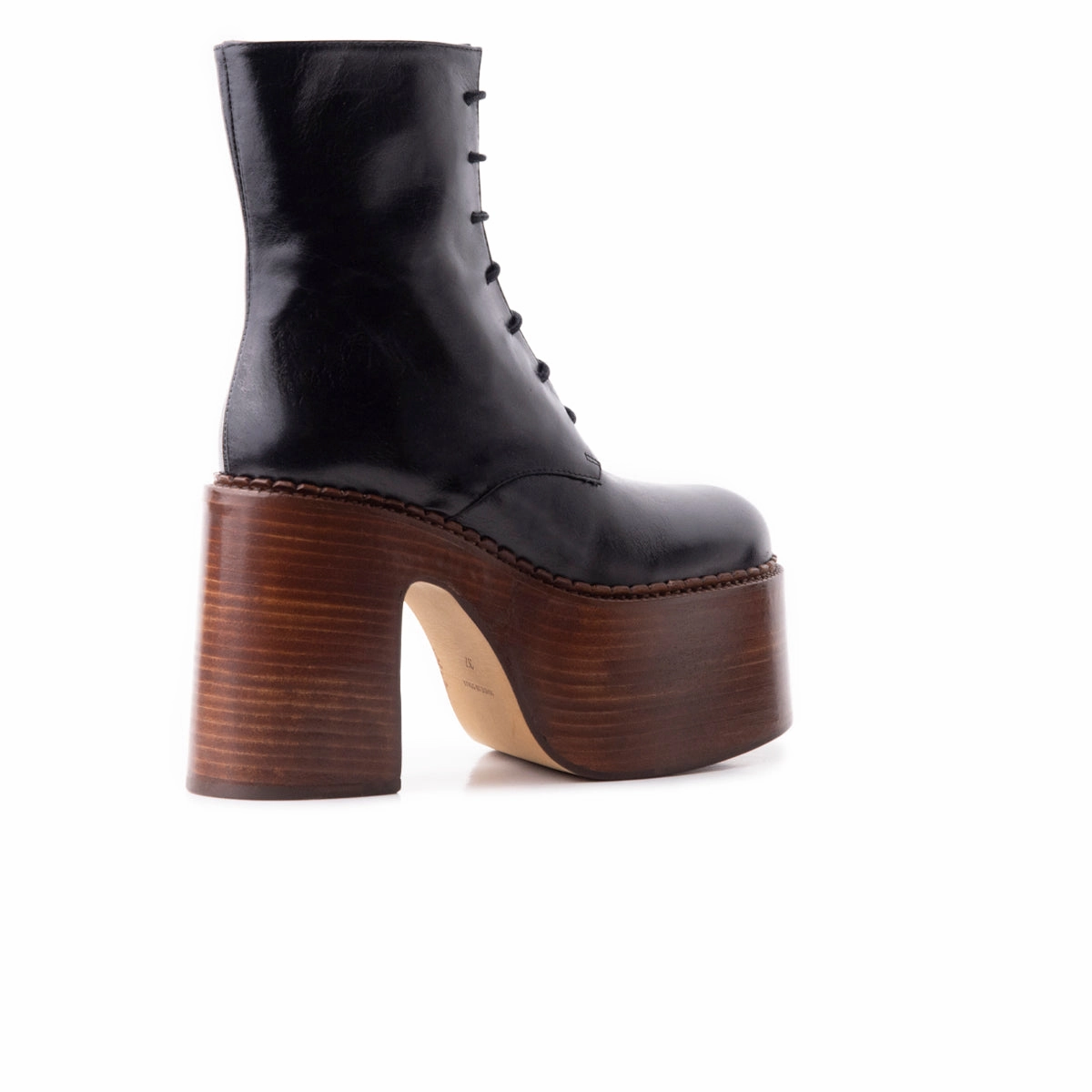 Tripp Black Leather Shock Absorbing Mountain Climber