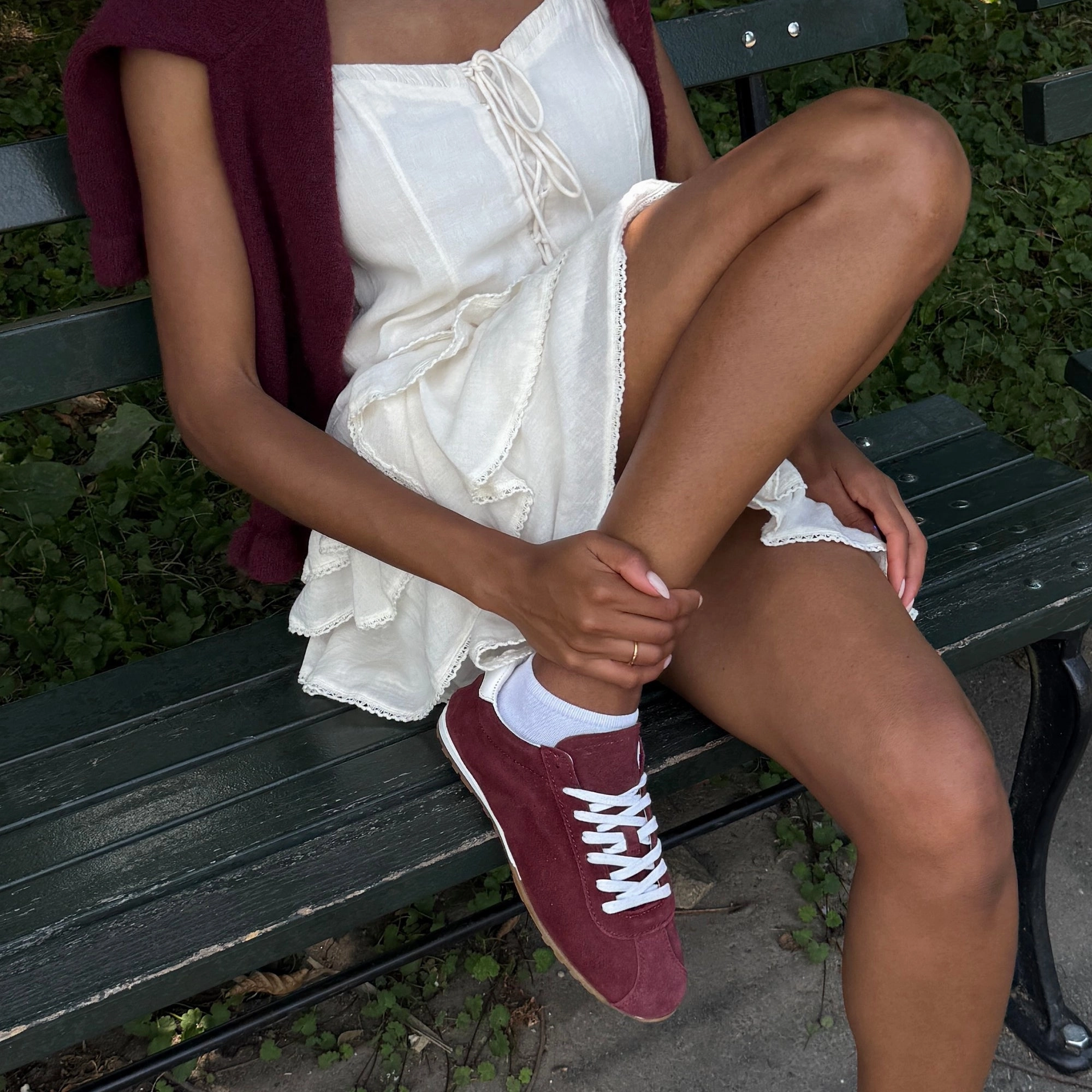 SERINA SNEAKERS BURGUNDY SUEDE Suitable