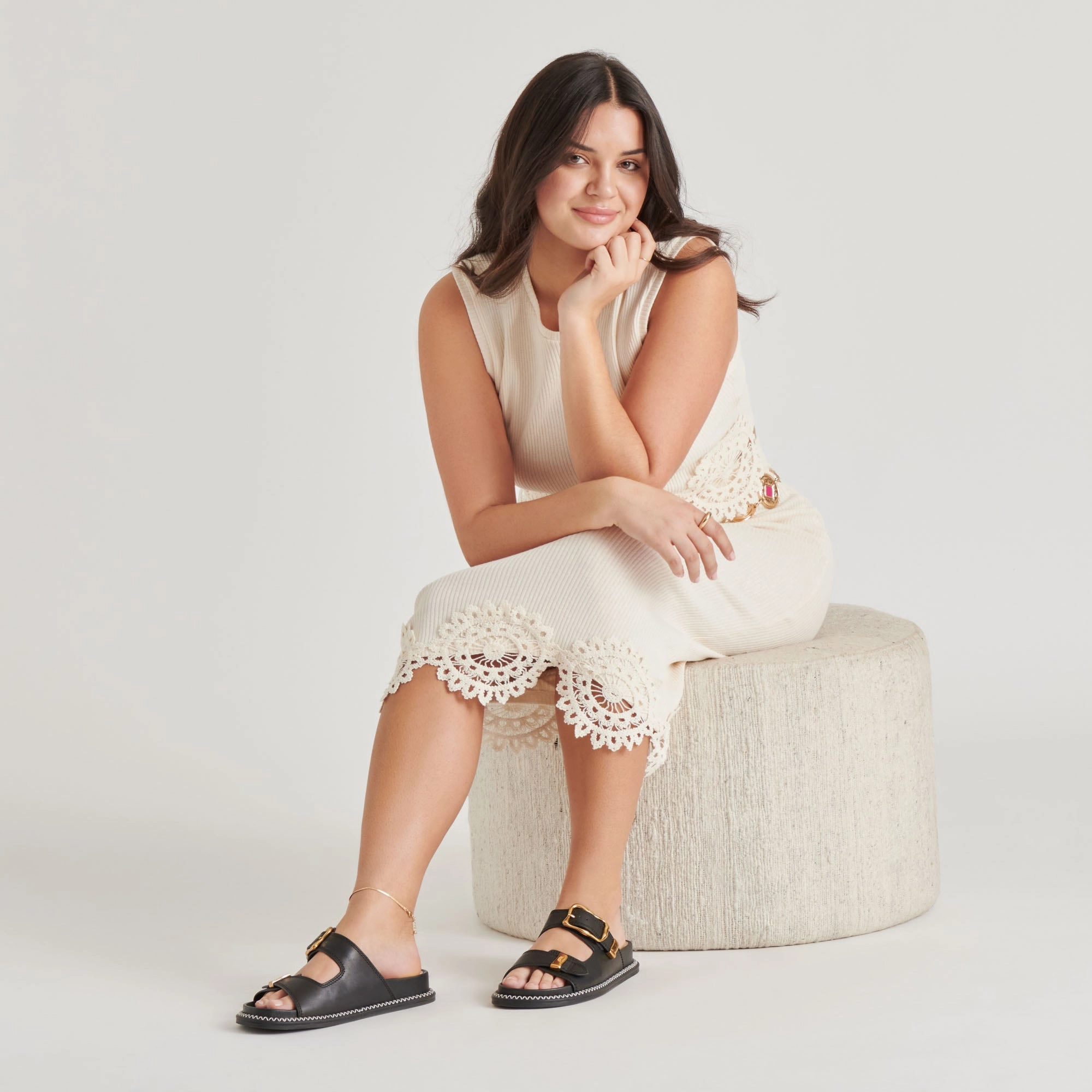 SEVANA SANDALS BLACK LEATHER Multidirectional Flex Channels Adjustable lacing