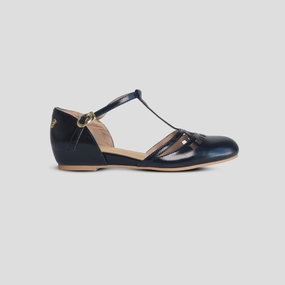 Valentina (Black) Anatomical Toe Shape Quiet Stepper