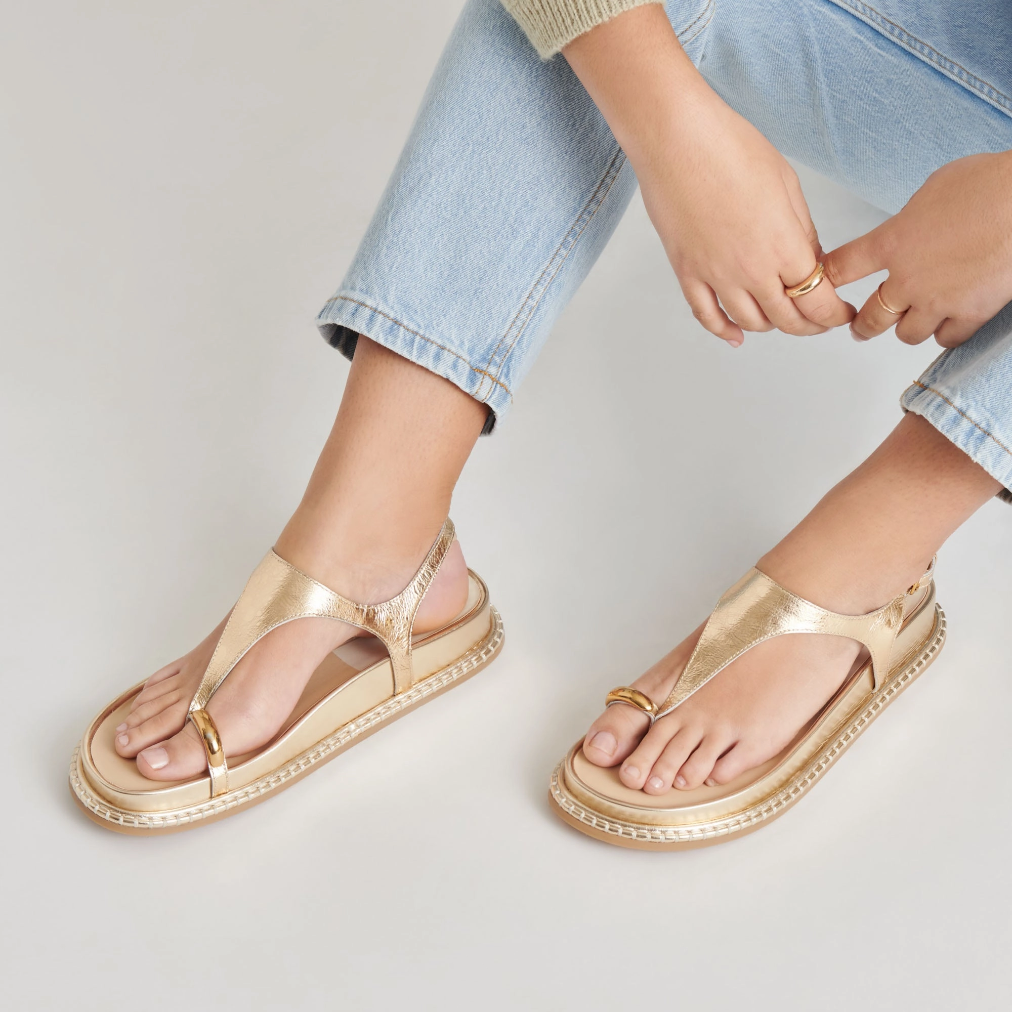 Ergonomic Arch Support STEFAN SANDALS GOLD DISTRESSED LEATHER
