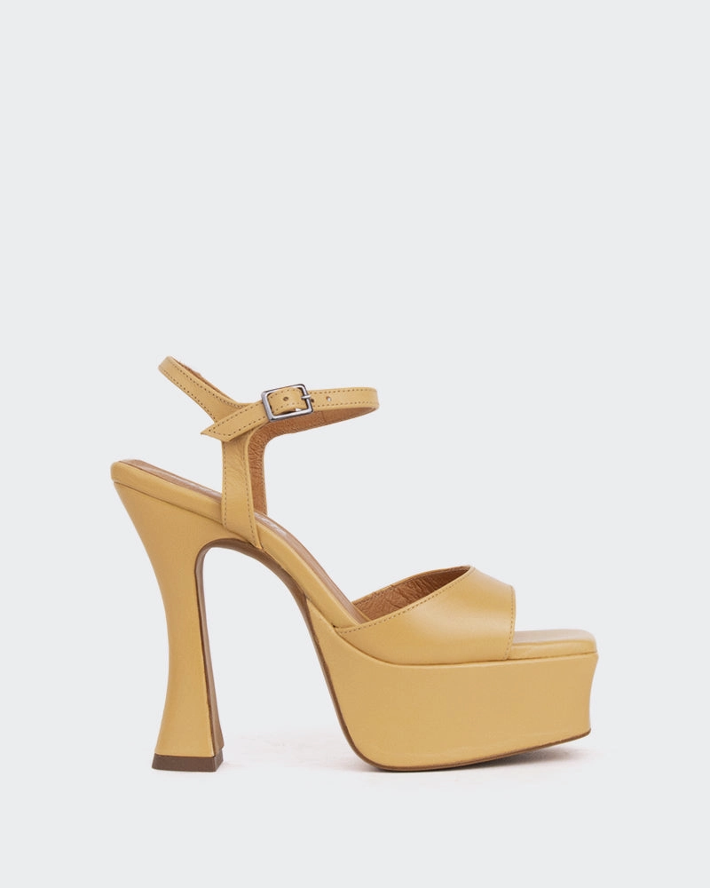 Comfortable summer shoes Betsey Camel Leather/Cuir Chameau
