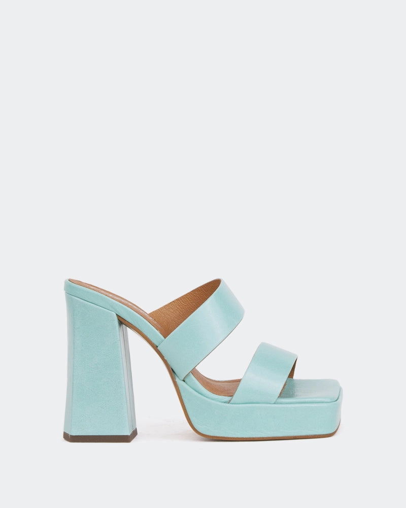 Jinx Blue Leather/Cuir Bleu Soft Cushioning