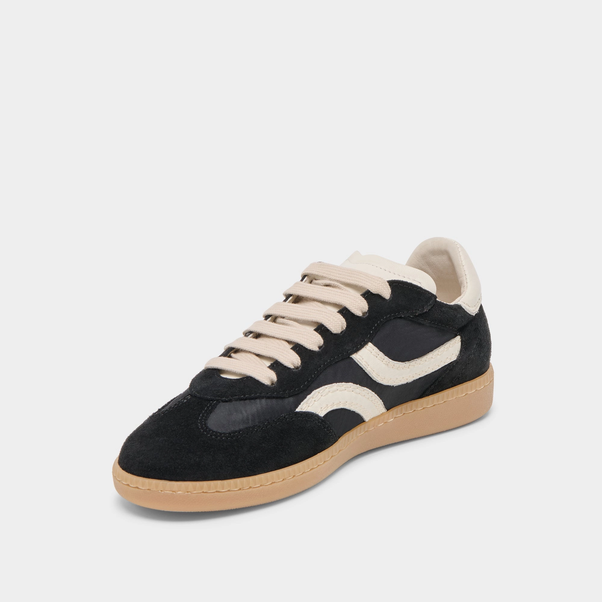 REBEL SNEAKERS BLACK NYLON Padded collar Functional Design