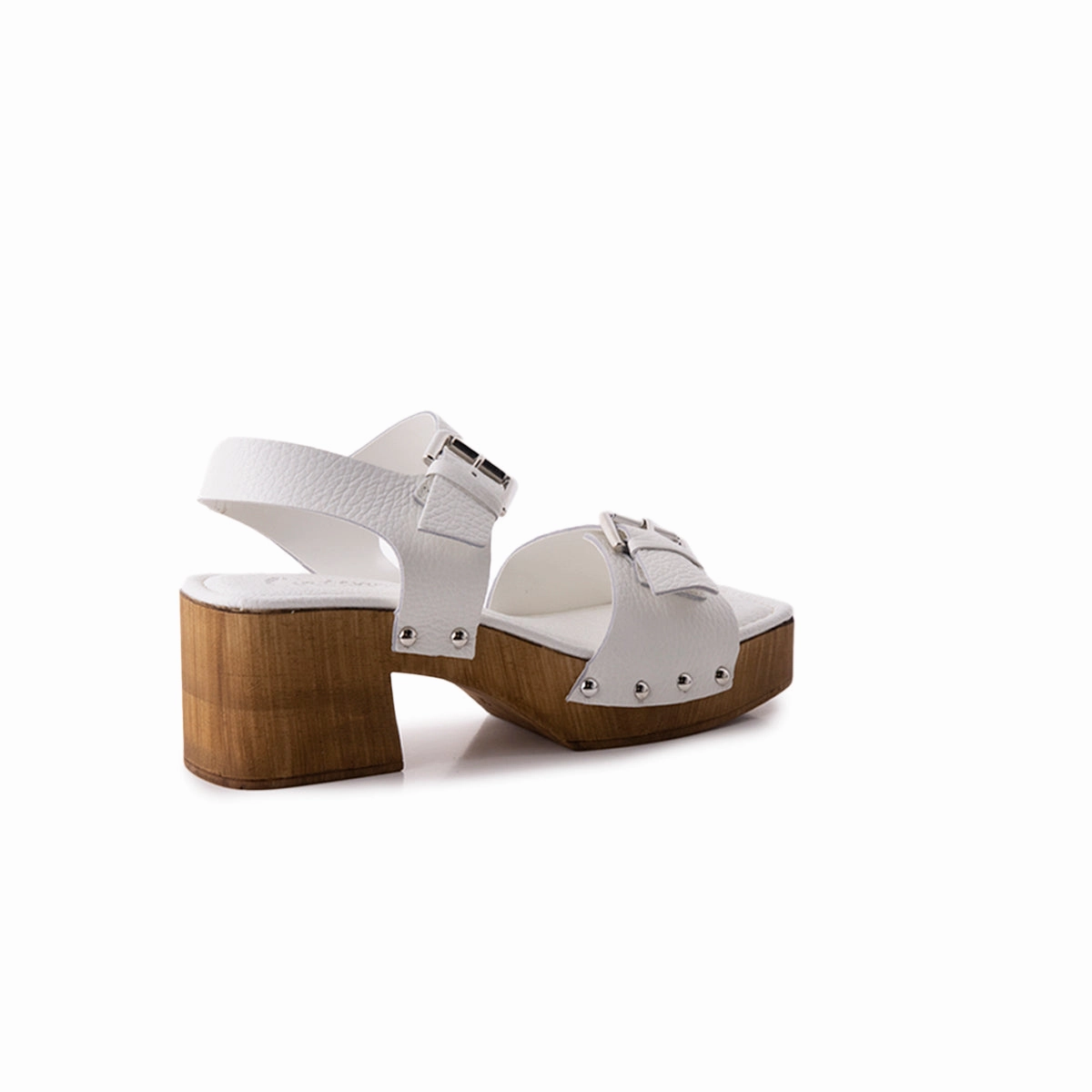 Tiril White Leather Best Air Circulation Channels