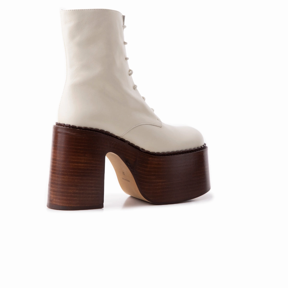 Air Flow Reinforced toe cap Tripp Off White Leather/Brown Sole