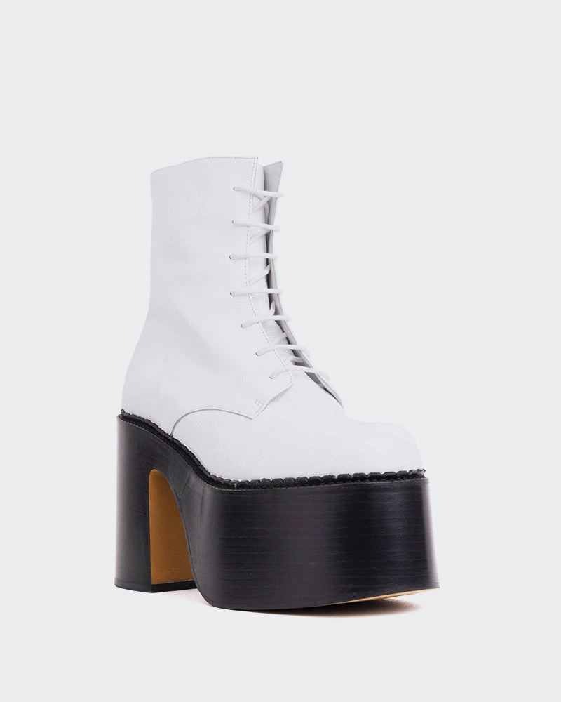 Tripp White Naplack Ankle support system Shock Absorbing Midsole