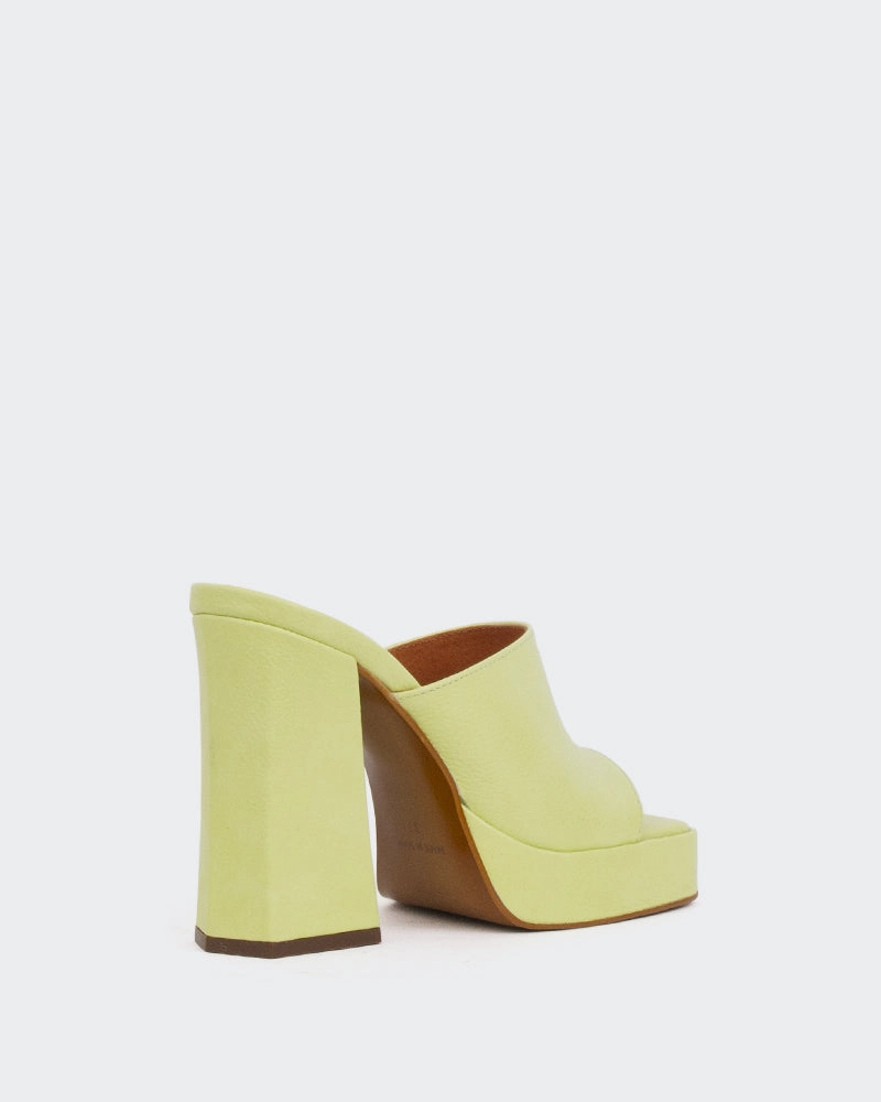 Vendome Green Leather Minimal Feel