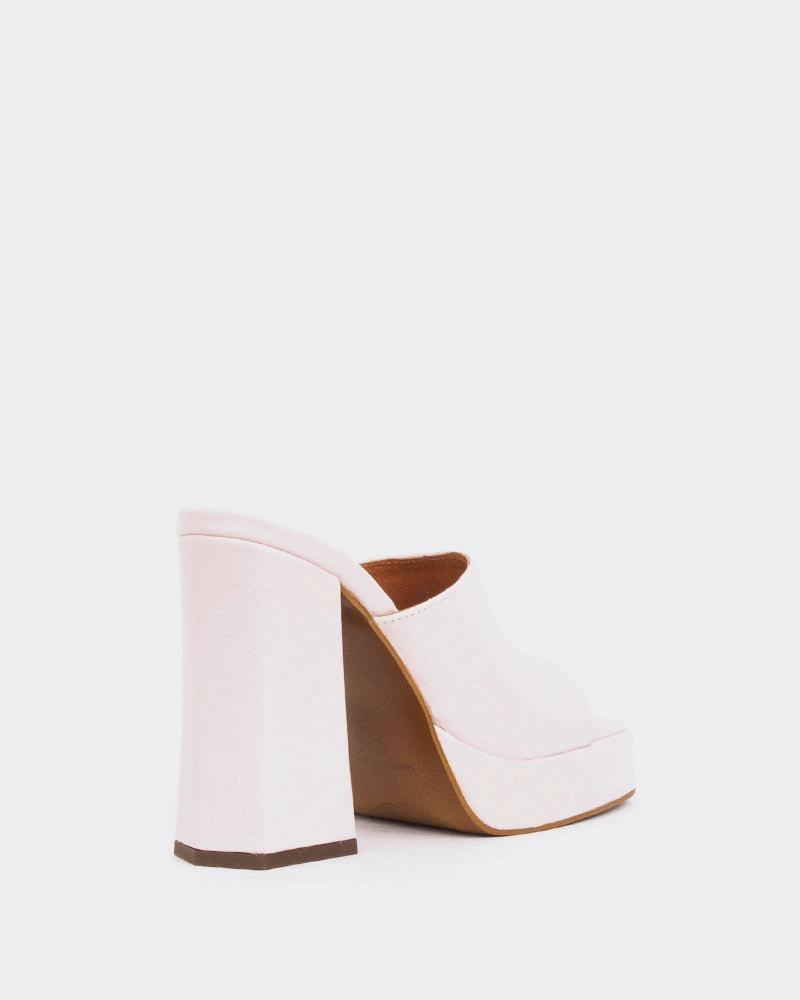 Practical Comfort Vendome Pale Pink Leather