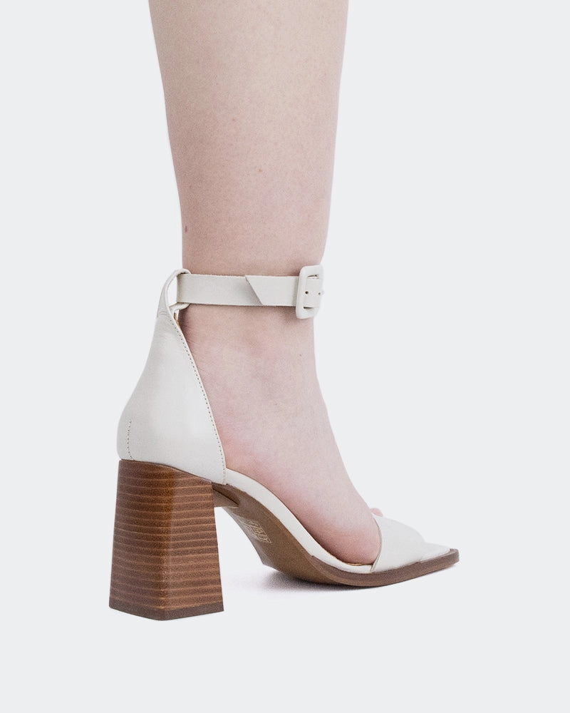 Vertigo, Off White Leather/Cuir Blanc Cass?? Flex groove beginner - style